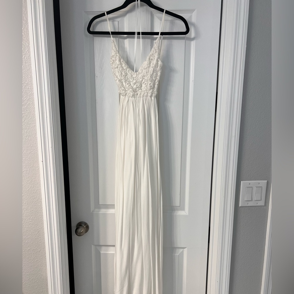 Gorgeous long white dress with crochet top! Backless size small